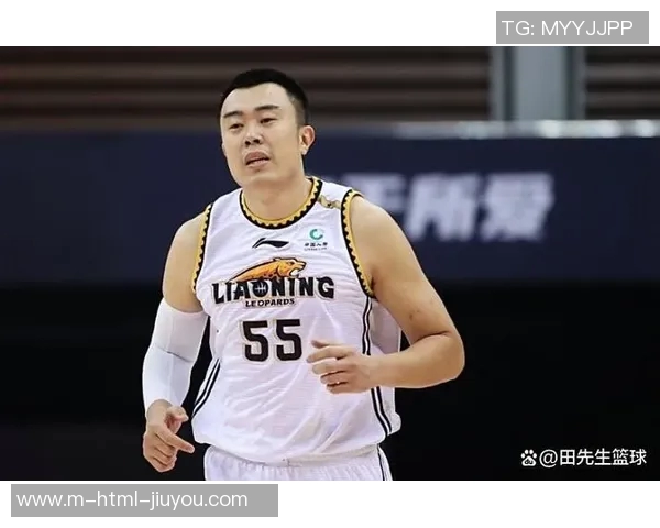 韩德君的篮球传奇：从青涩少年到CBA巨星的成长之路