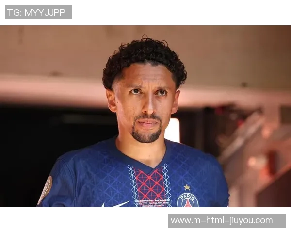 马尔基尼奥斯：从天赋少年到足球场上的防守巨星之路